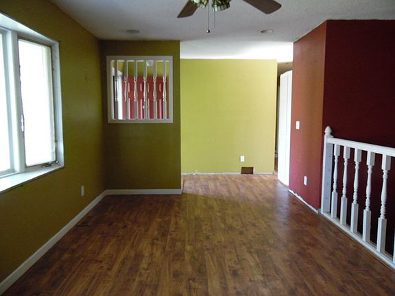 3rd image of 3135 Norwood Dr