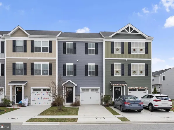 322 Crimson Ave, Taneytown, MD 21787