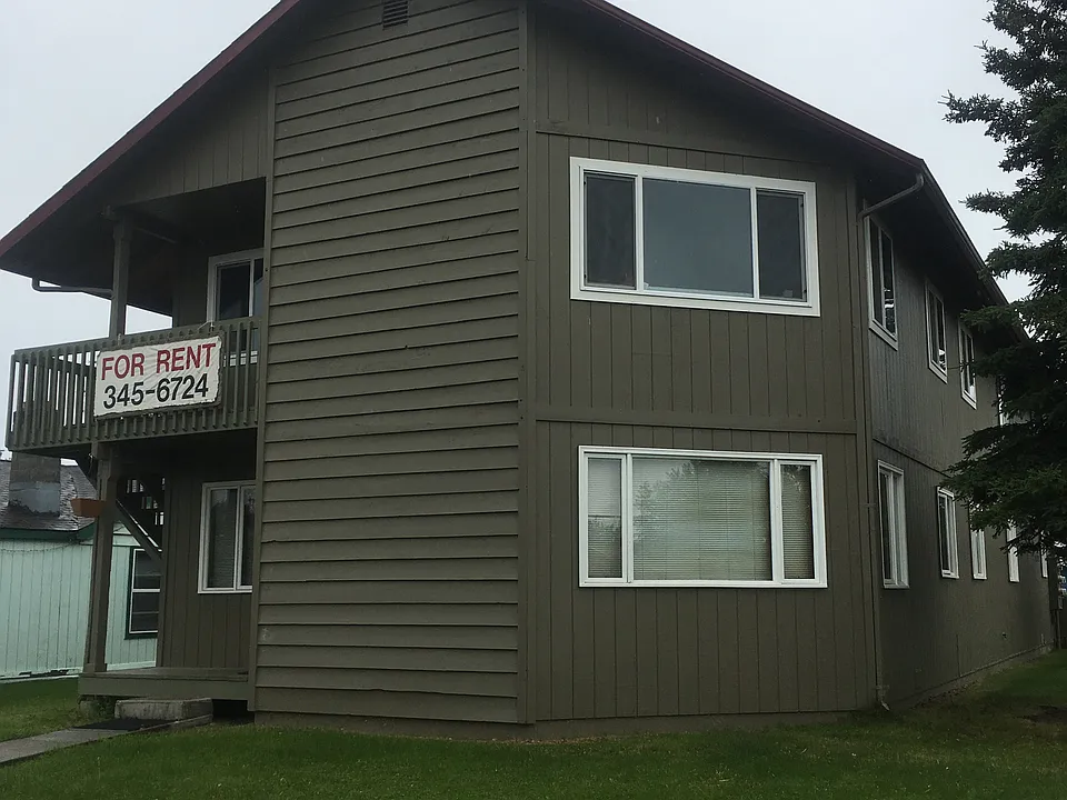 Front of 4 plex