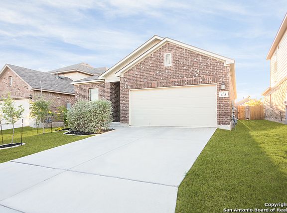 2nd image of 9715 Bricewood Oak