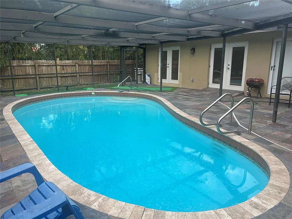 3 bed, 2.0 bath, 2115 sqft, $2,900 — Photo 4