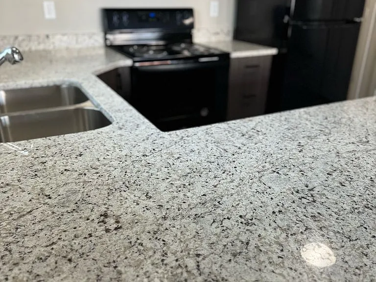 G3581RO — Photo 5