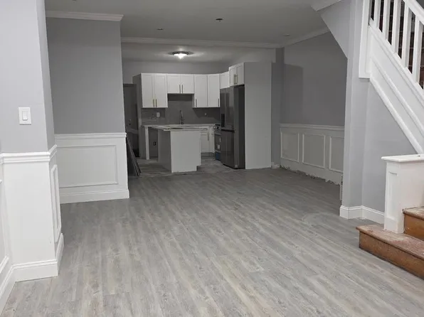 6026 Irving St, Philadelphia, PA 19139