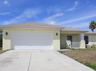 2010 NE 17th Ave, Cape Coral, FL 33909