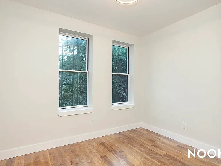 295 Himrod St #3L — Photo 3