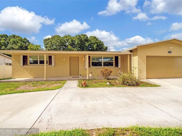 12460 SW 2  St, Plantation, FL 33325
