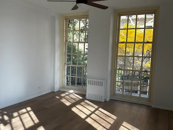 516 East 78th Street image 2 of 12