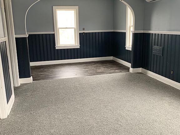3rd image of 1321 1/2 Lakeview Dr #1
