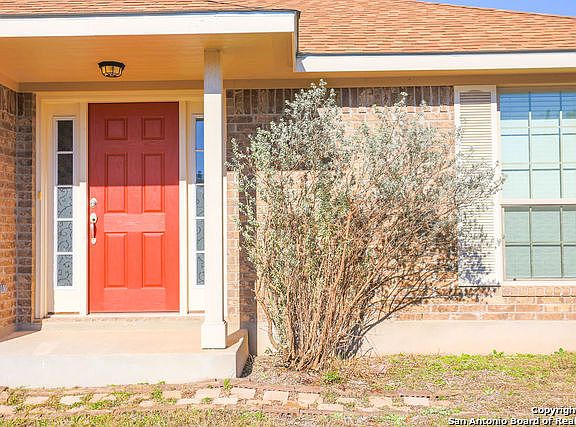 2nd image of 1456 Bear Springs Trl