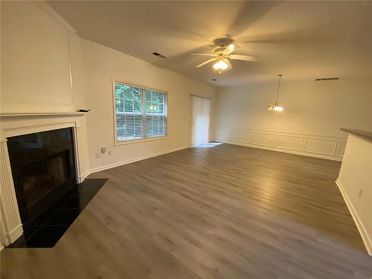 397 Creek Manor Way — Photo 16