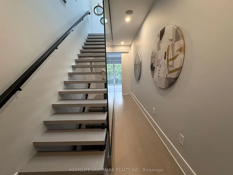 17 Hocken Ave — Photo 18