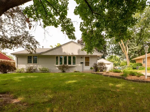 671 58th Ave NE, Fridley, MN 55432