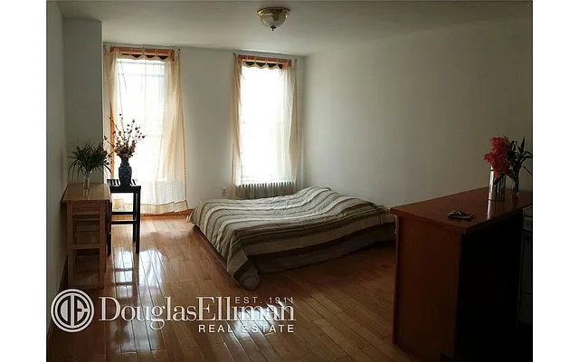 Rented by Douglas Elliman | media 13