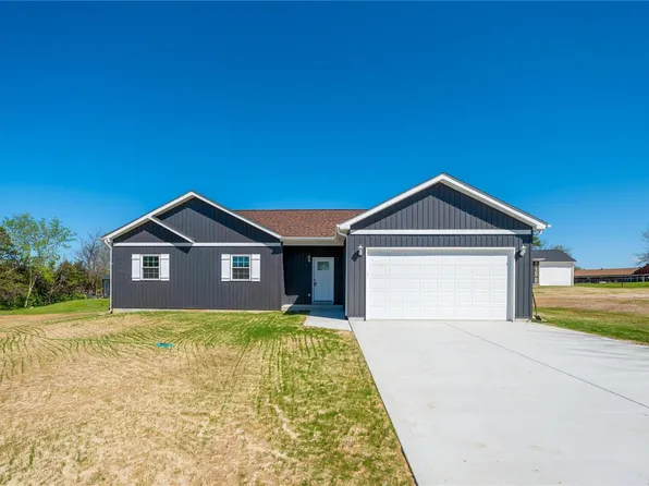 2 Redbud Cir, Jonesburg, MO 63351