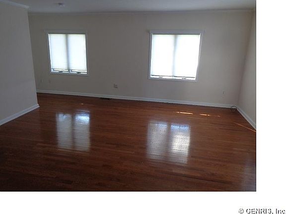 4th image of 346 Lake Road East Frk