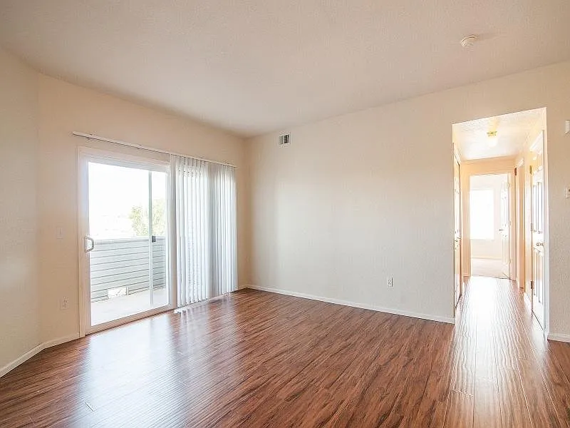 905 S Zeno Way — Photo 4