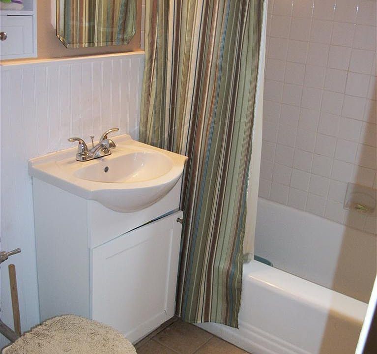 2nd image of 224 Neptune Ct #6224A