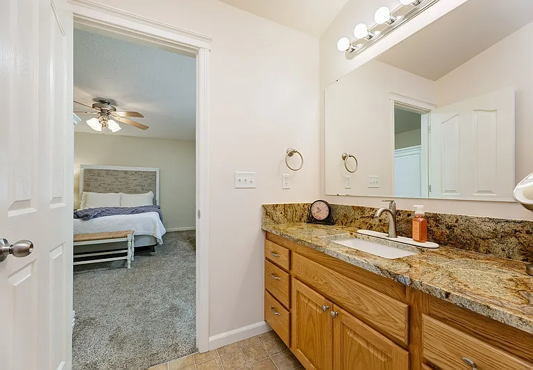 4151 N Clearbrook Pl — Photo 16