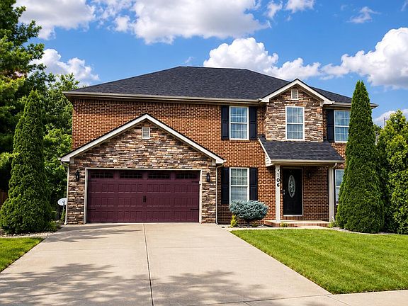 3rd image of 106 Legacy Dr