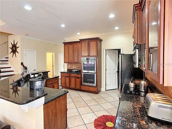 5th image of 7205 S Saint Patrick St