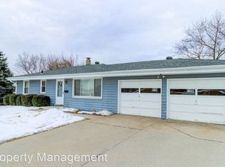 6730 N 60th St, Omaha, NE 68152