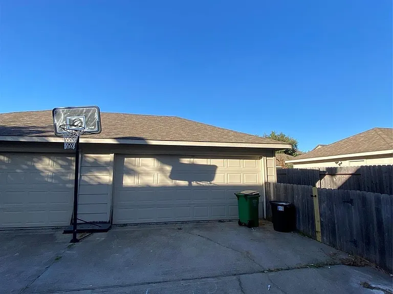 16750 Libson Falls Dr — Photo 14