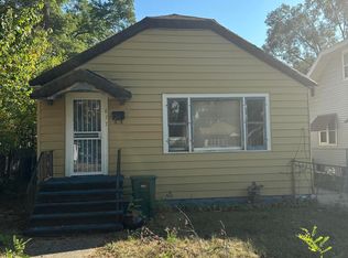877 E Isabella Ave, Muskegon, MI 49442