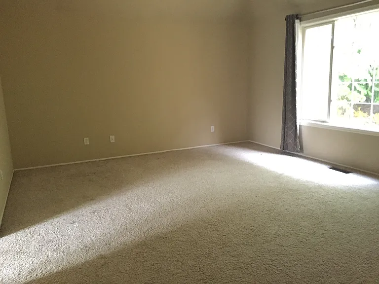 4644 238th Way SE — Photo 17