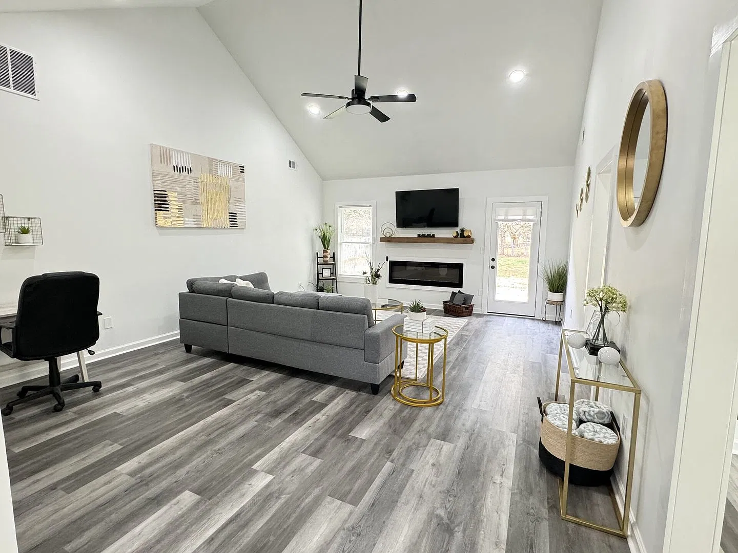 Spacious 3BR Loganville Home with Yard — Photo 3