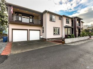 24827 16th Ave S, Seattle, WA 98198