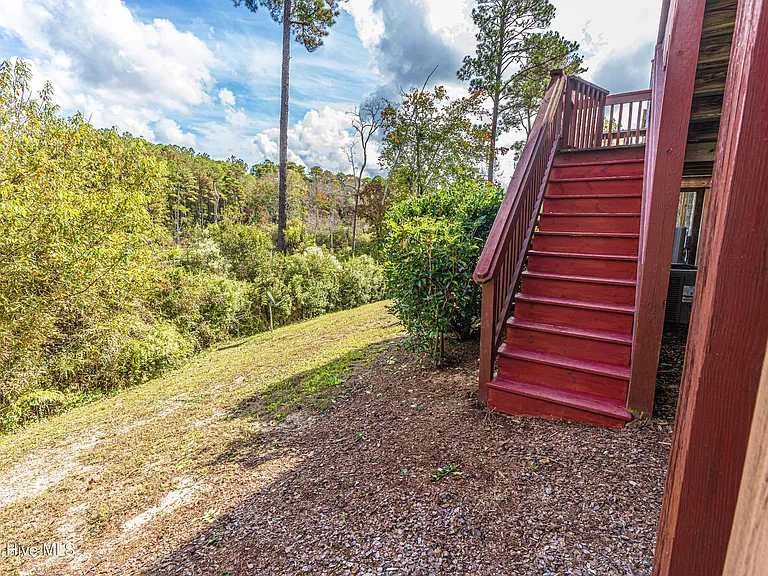 90 Cypress Cir — Photo 22
