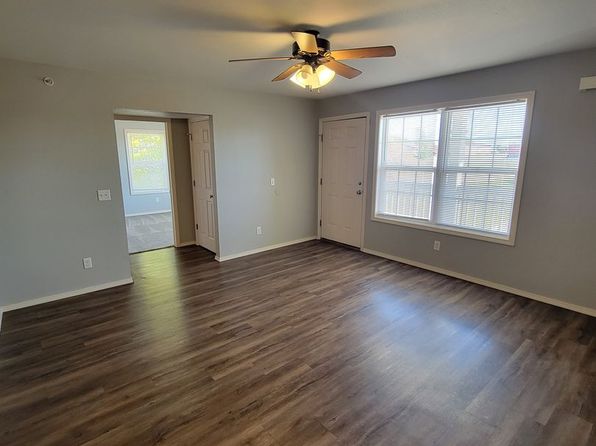 20 Revolutionary Sq APT 1