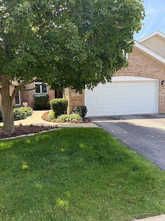17326 Brook Crossing Ct - Property Image