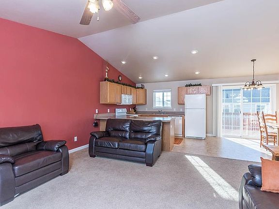 3rd image of 1224 Matador Ave