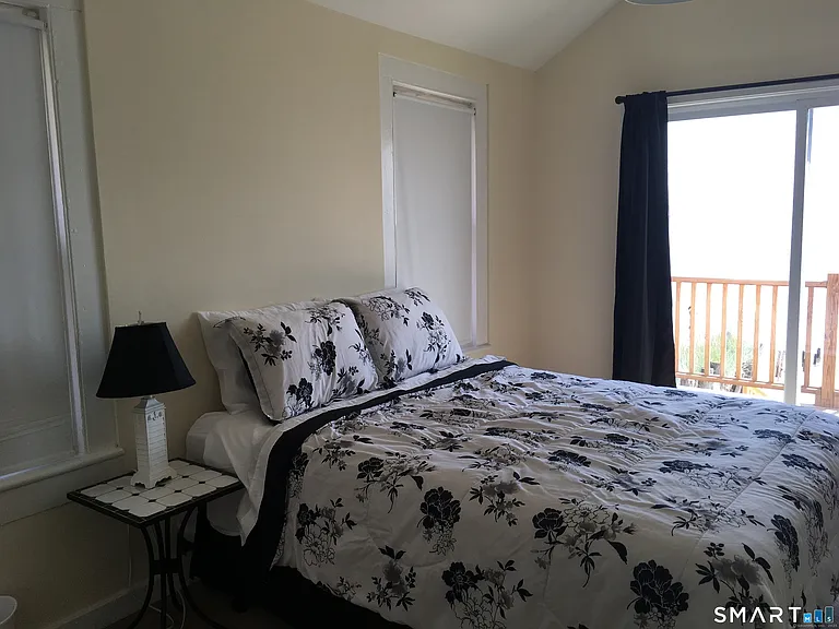 989 Fairfield Beach Rd — Photo 18