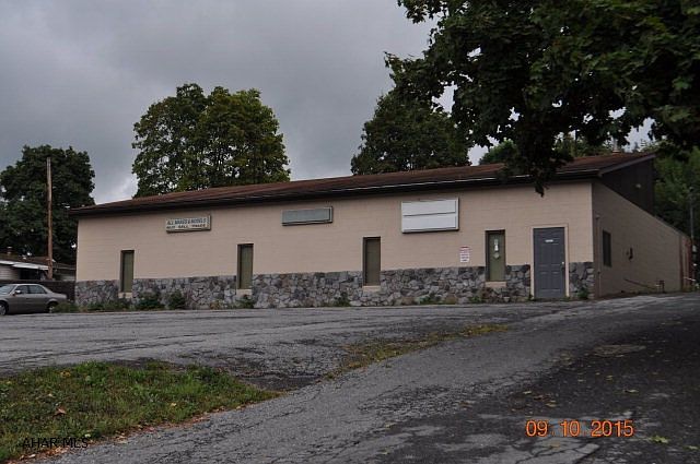 1st image of 1429 Pleasant Valley Blvd