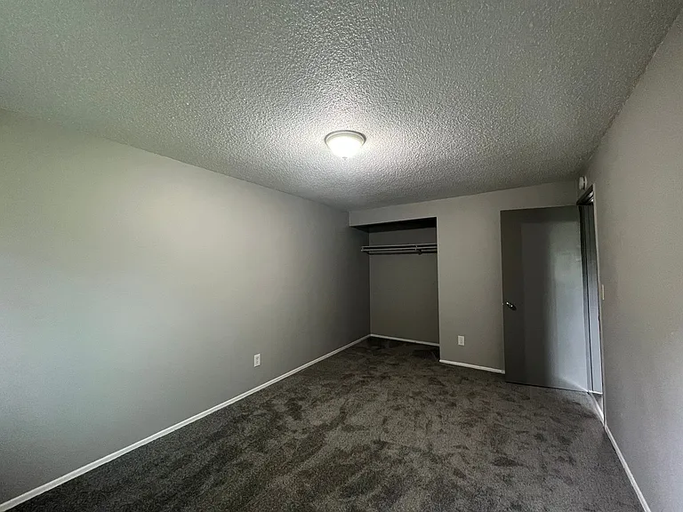 621 NE 162nd Ave #1-22 — Photo 15