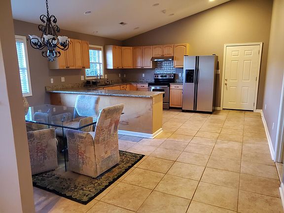 5th image of 40117 Hedgeland Ln