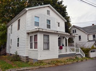 328 Wallace St, Meadville, PA 16335