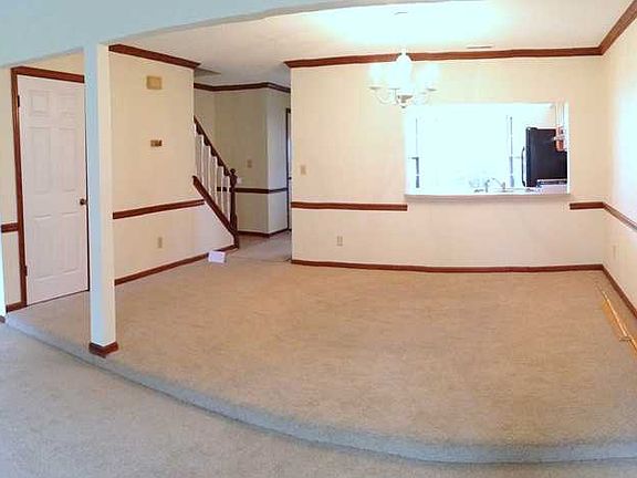 3rd image of 624 Biltmore Dr