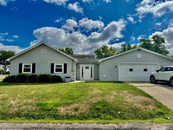 1927 W Washington St, New Castle, PA 16101