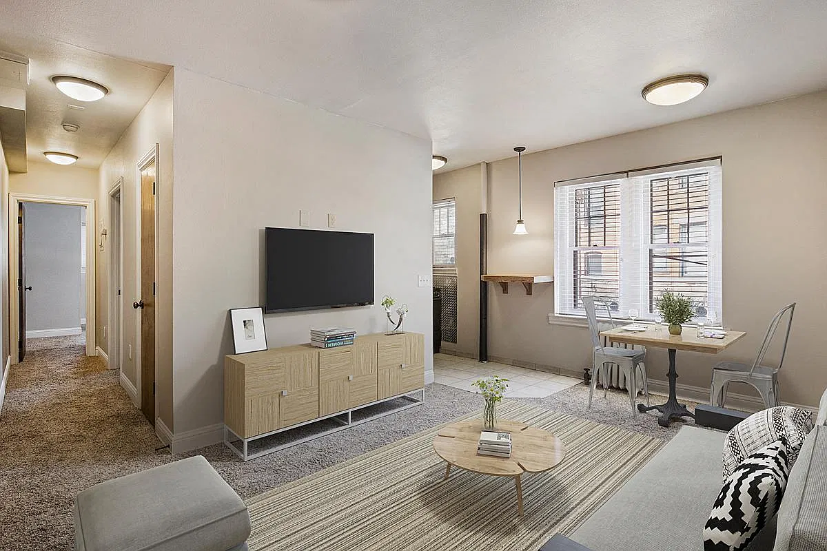 LaMont Apartments — Photo 2