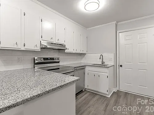 319 Osceola St E Photo 1