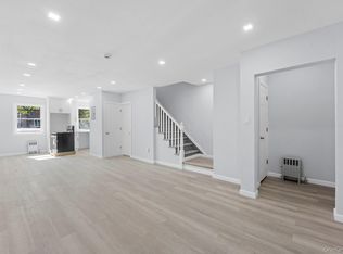 11008 172nd St, Jamaica, NY 11433