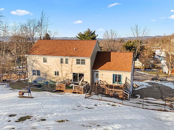 2nd image of 4512 Radcliffe Blvd