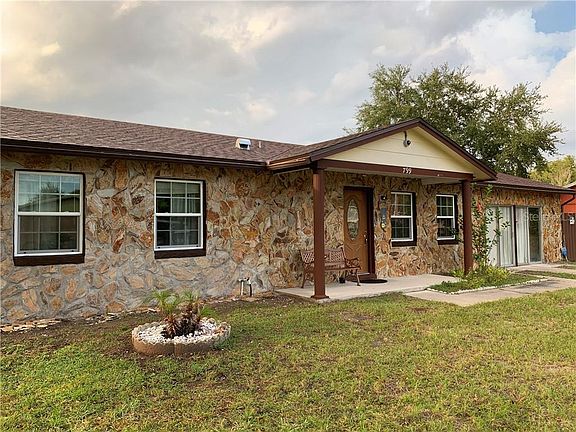 2nd image of 799 E Birchwood Cir