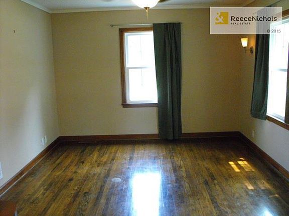 Re-Finished Hardwood Floors! Fresh Paint throughout!