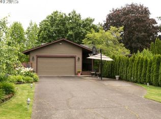 13300 SW Village Glenn Dr, Tigard, OR 97223