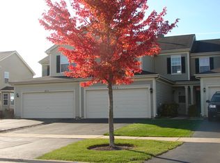 573 W Kristina Ln, Round Lake, IL 60073