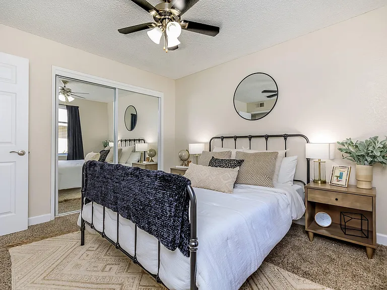 North Creek Apartment Homes — Photo 46